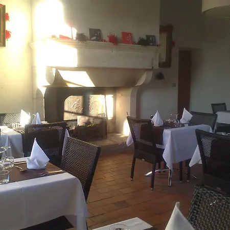 Hotel Domaine Du Normandoux, The Originals Relais Tercé